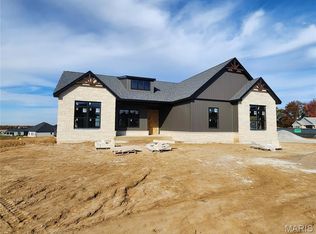 3745 Thicket Dr, Shiloh, IL 62221