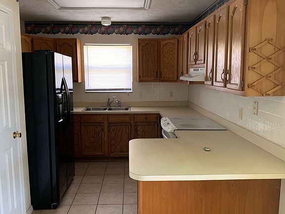 2nd image of 1158 SW Jamestown Gln