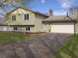 11873 Narcissus St NW, Coon Rapids, MN 55433
