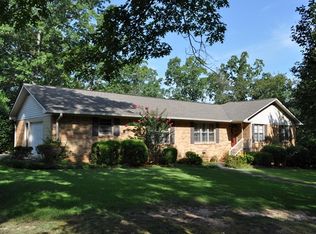 207 Cauthen Cir, Roanoke, AL 36274