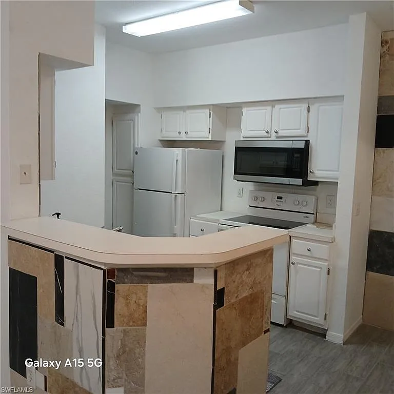1 bed, 557 sqft, $1,400 — Photo 3