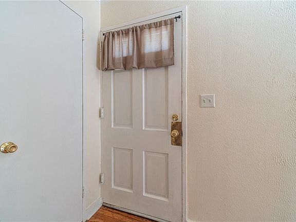 3rd image of 212 Deal Dr