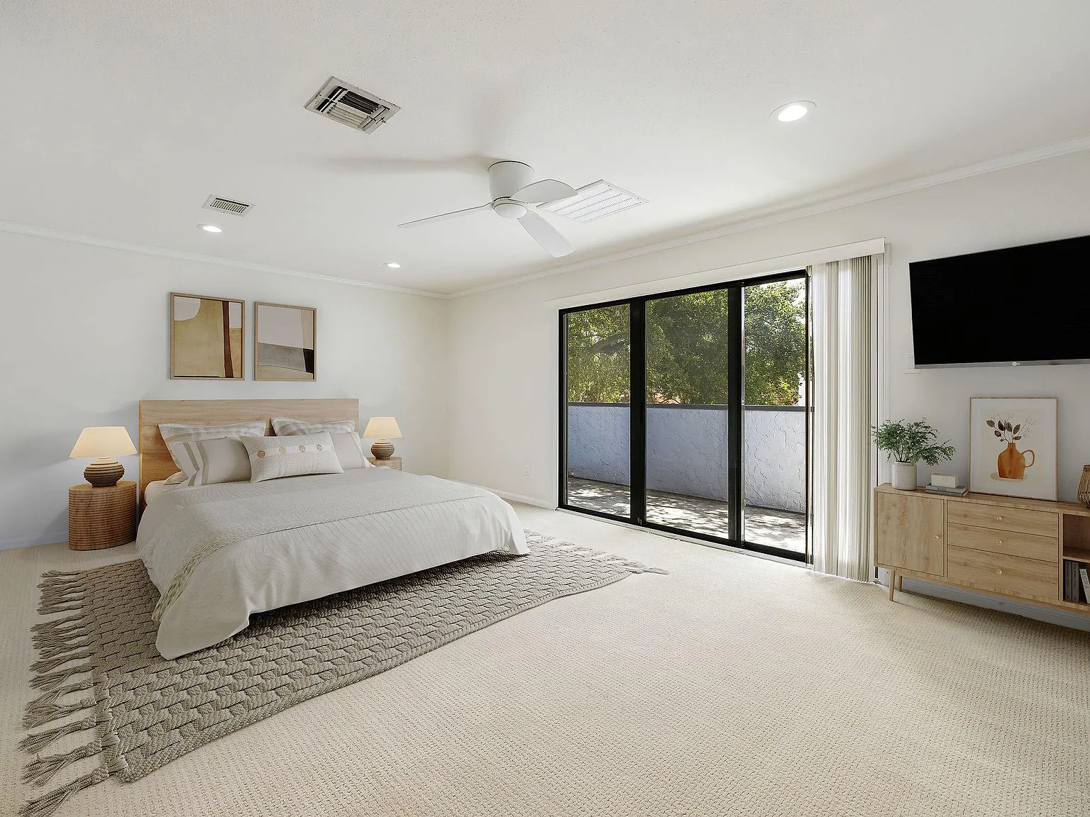 2 bed, 2.5 bath, 1766 sqft, $2,500 — Photo 3