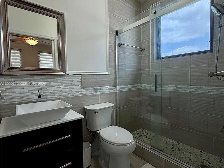 1764 SW 151st Pl — Photo 32