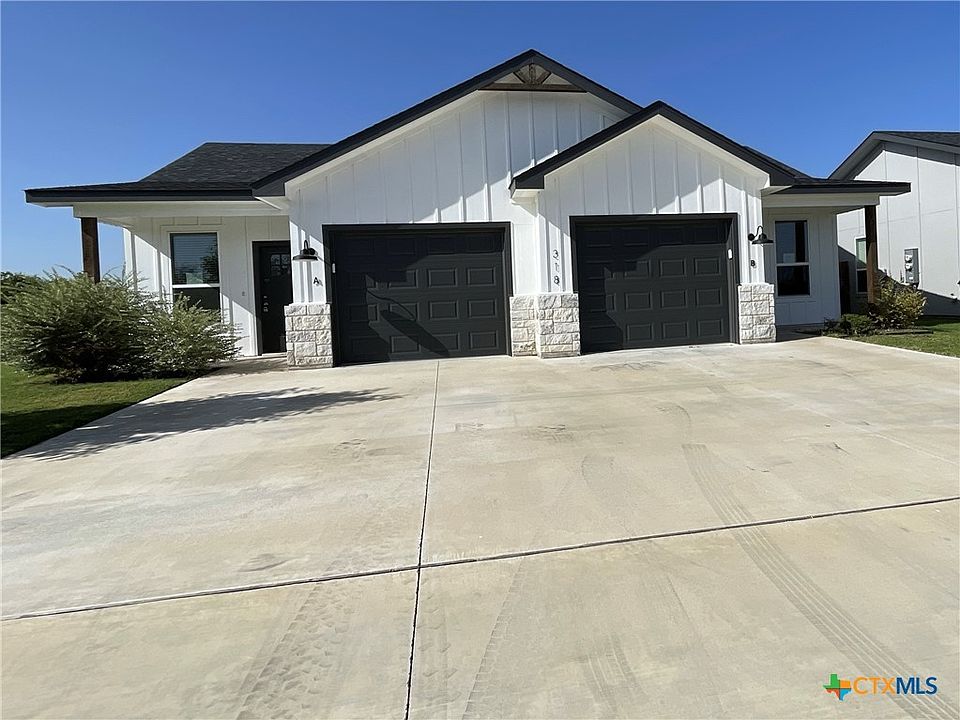 1st image of 318 Dolphin Dr #A