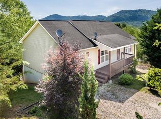 209 Jd Trl, Candler, NC 28715