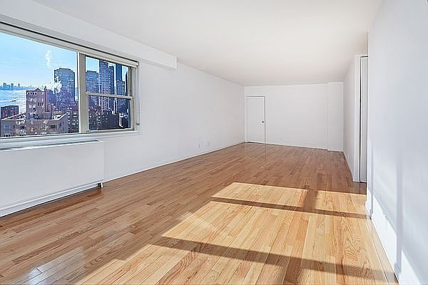1st image of 400 E 54th St APT 26H