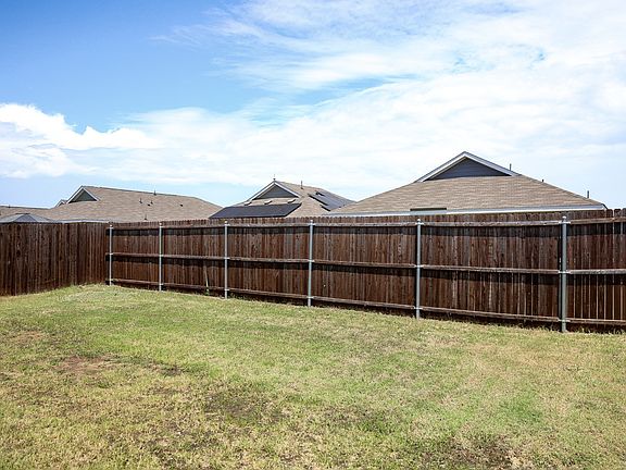 4th image of 5327 Braemar Way