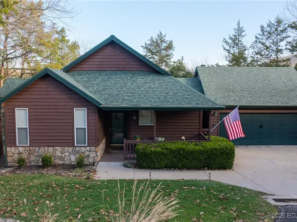 306 Green Trails Ct, Camdenton, MO 65020