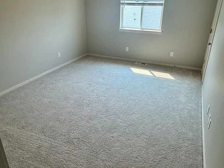 2388 Sawtelle Dr — Photo 7