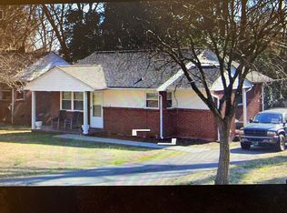 3209 Bonaire Dr, Charlotte, NC 28208