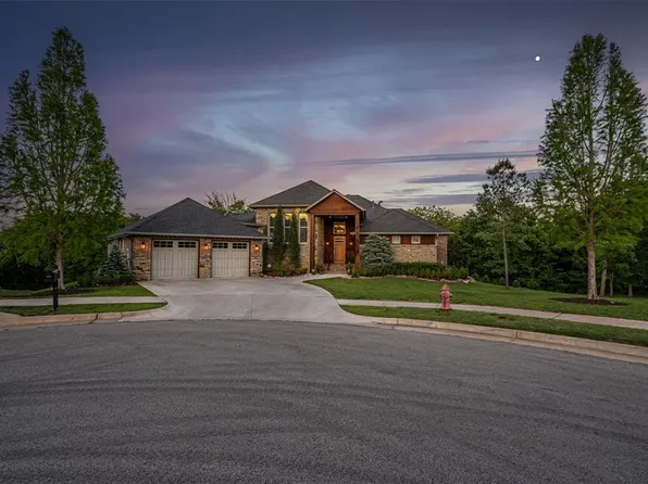 1308 Chain Bridge Ct, Edmond, OK 73034