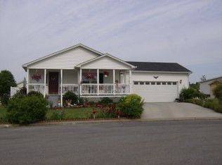 1209 Turf Way, Sevierville, TN 37876