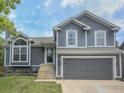17582 W 111th Ct, Olathe, KS, 66061