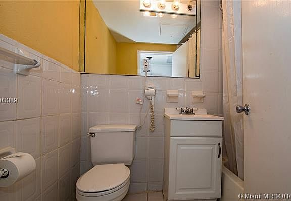 5th image of 6345 Collins Ave APT 832