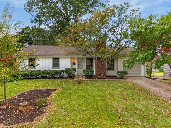3515 W 47th Ter, Roeland Park, KS 66205