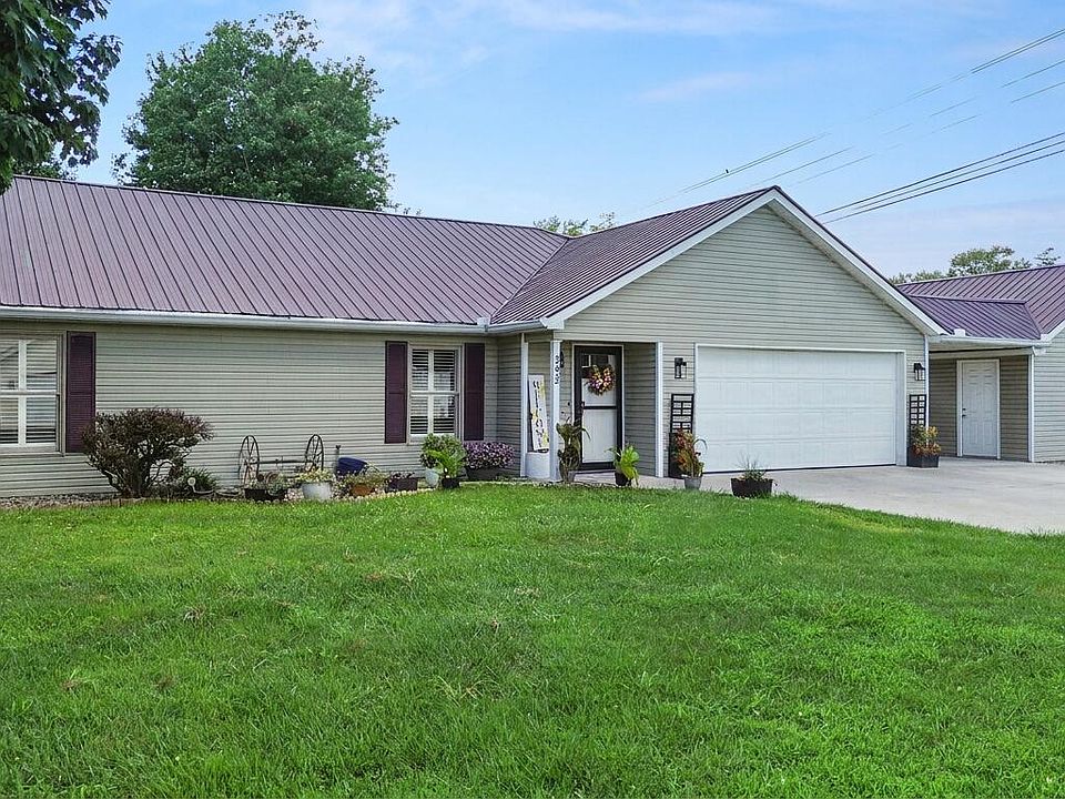 1st image of 393 Summer Hill Dr