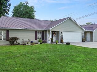 393 Summer Hill Dr, Somerset, KY 42503