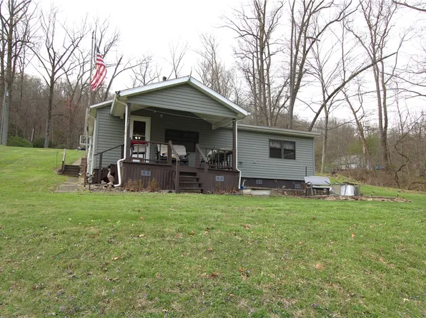 N Riverview Dr, Parker, PA 16049