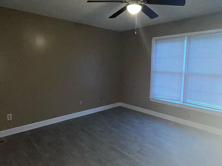 1328 Nash St SE — Photo 11