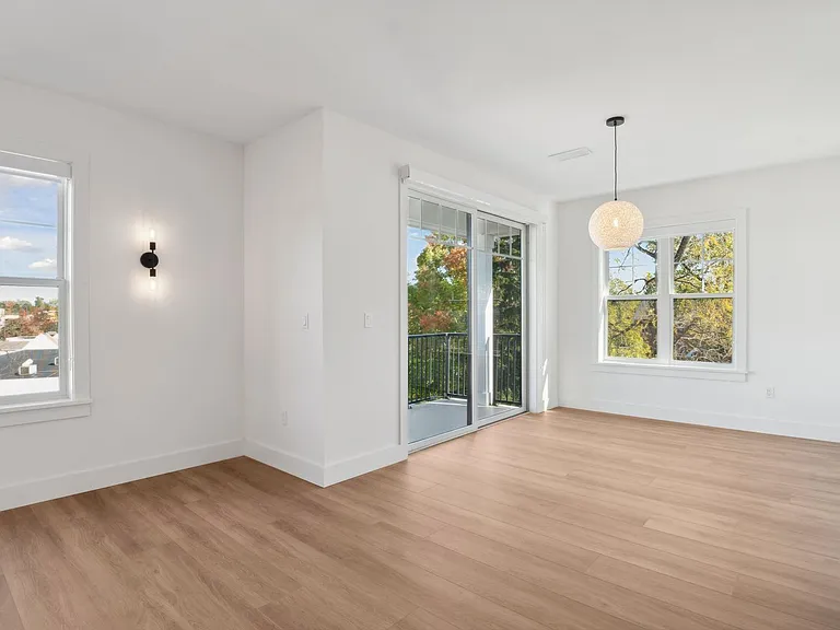 Chestnut Road Apartments — Photo 20