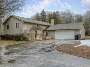 37390 Hebel Rd, Richmond, MI 48062