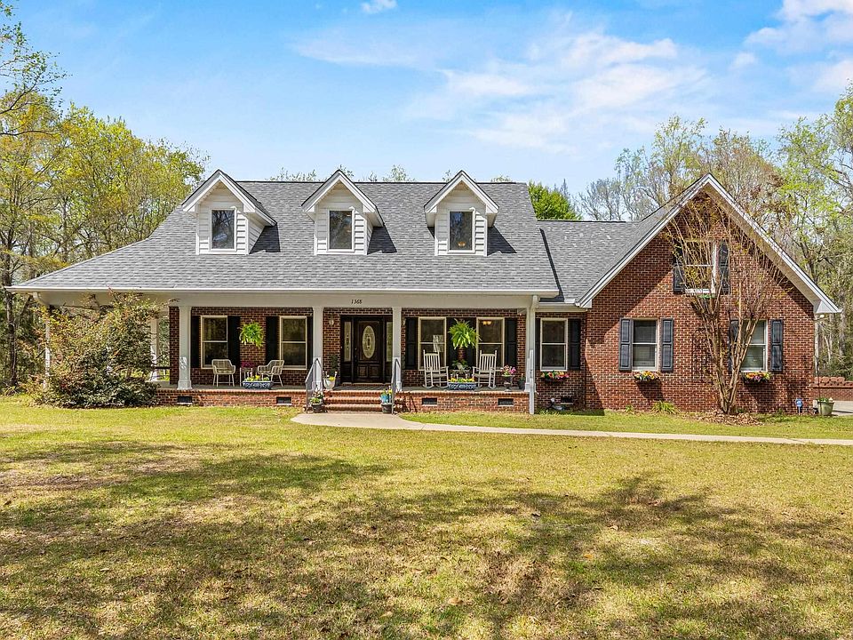 1st image of 1368 Sunnyhill Dr