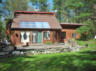 51 Maxon Rd, Petersburgh, NY 12138