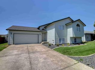 1745 N Stagecoach Dr, Post Falls, ID 83854
