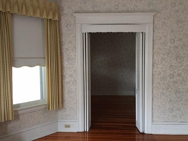 Building Photo 3