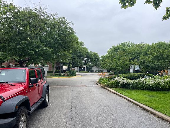 5th image of 5934 N Sauganash Ln