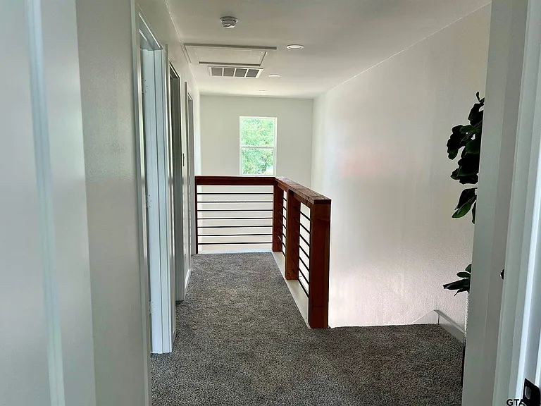 18747 FM 2493 — Photo 14