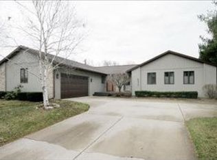 9317 Oakview Dr, Portage, MI 49024