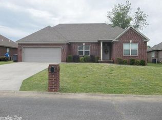 1503 Lauren Dr, Searcy, AR 72143