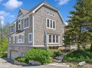 210 E Water St, New Buffalo, MI 49117