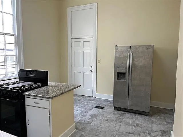 1436 Saint Mary St — Photo 9