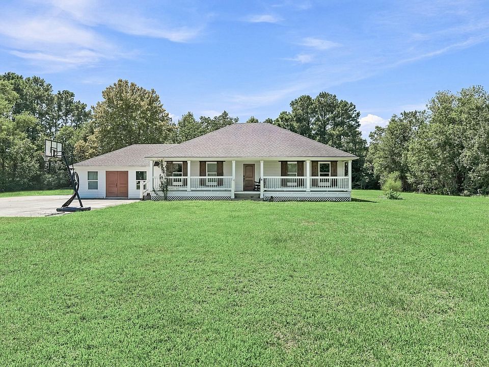 1st image of 2904 Garrison Ln