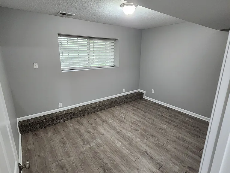 8320 N Nodaway Ave — Photo 15