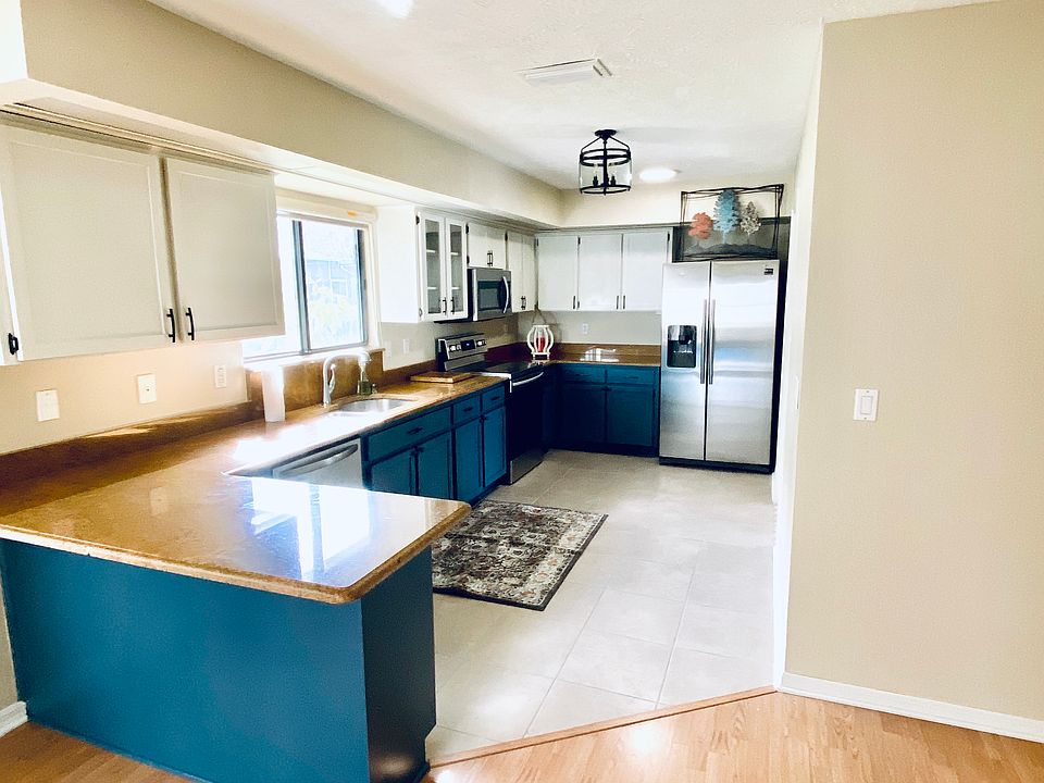 Large open kitchen 