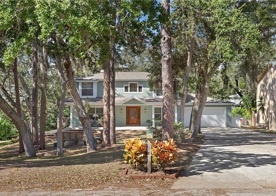 1st image of 593 N Bayshore Dr