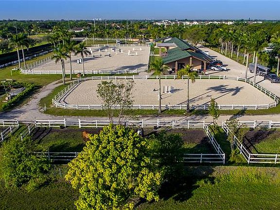 5th image of 5895 Sw 125 Avenue