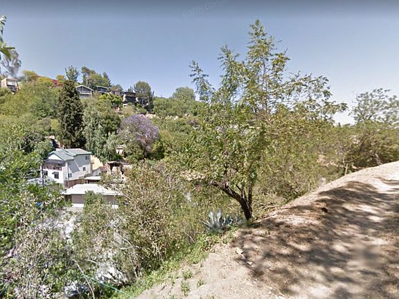 5th image of 759 W Pheasant Dr