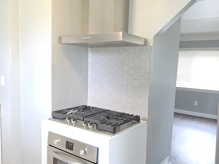 11130 Stephens Rd — Photo 20