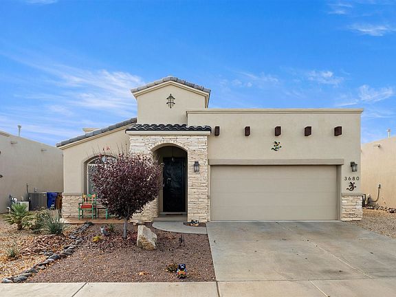3rd image of 3680 Balboa Ct