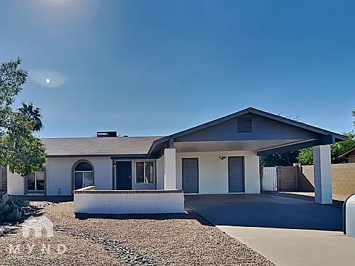 725 W Utopia Rd Photo 1