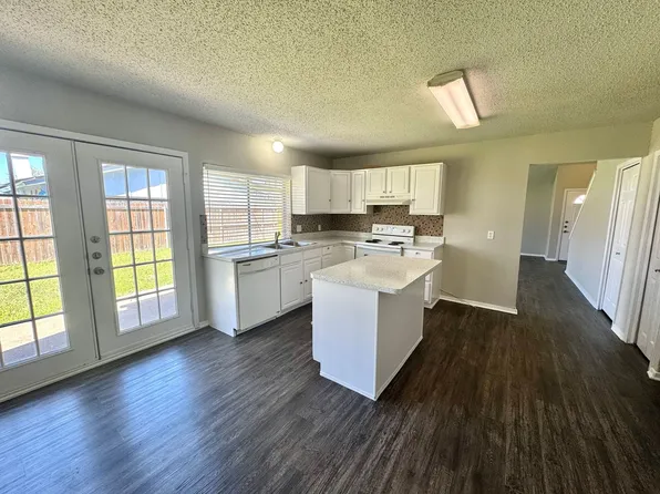 2508 S Center St, Arlington, TX 76014