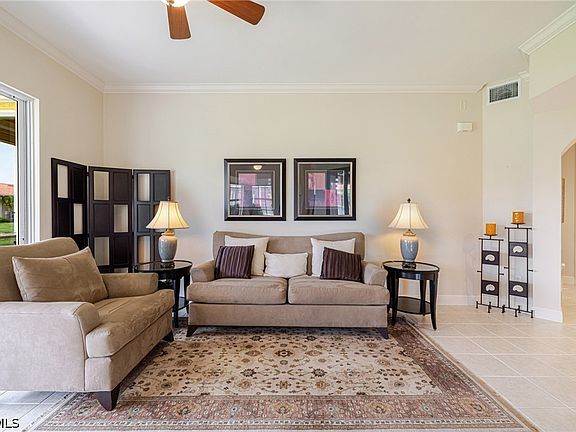 4th image of 5120 W Hyde Park Ct APT 101