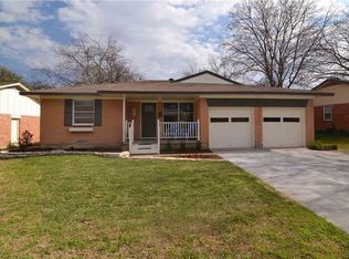 1221 Delmont Dr, Richardson, TX