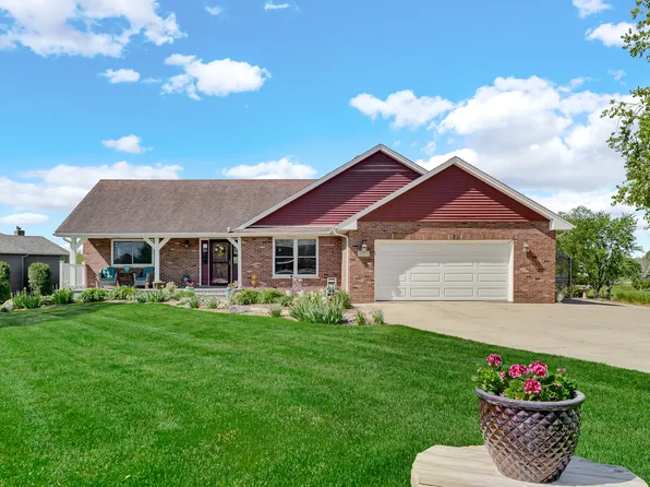 26710 S Foxwood Dr, Monee, IL 60449