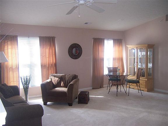4th image of 7162 English Dr